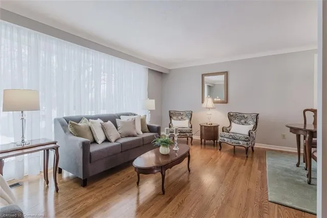 Additional image 21 of 574 Louise Dr