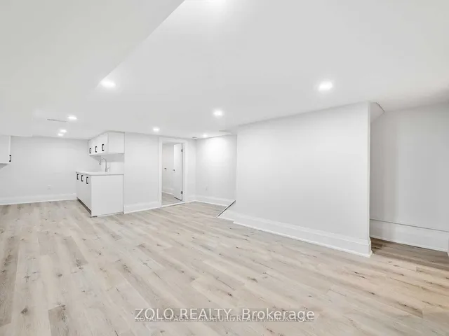Additional image 31 of 28 Albemarle St