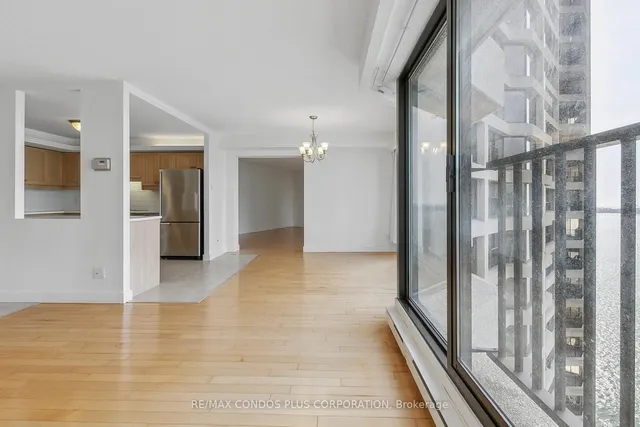 Additional image 9 of 65 HARBOUR Sq Unit 2008
