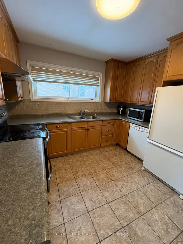 Additional image 14 of 64 Harold Crt