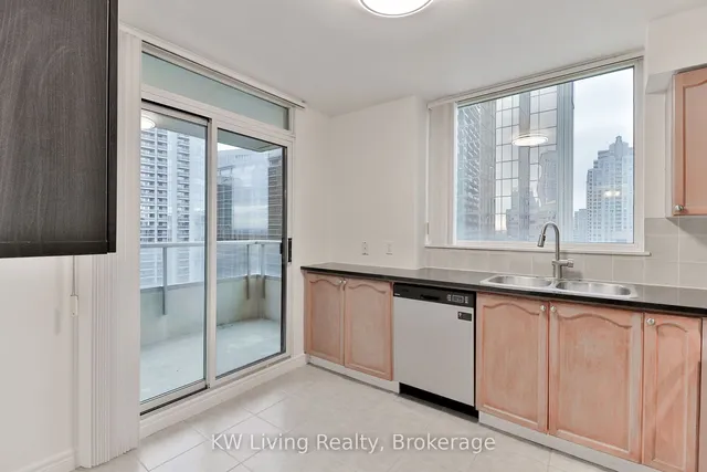 Additional image 11 of 23 Hollywood Ave Unit 2202