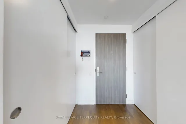 Additional image 10 of 185 Roehampton Ave Unit 1707