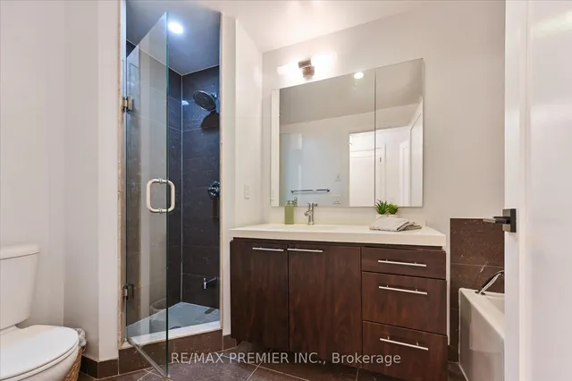 Additional image 21 of 25 Broadway Ave Unit 1002