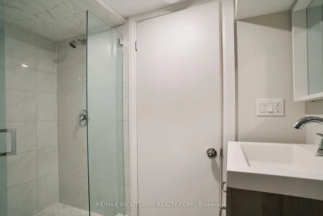 Additional image 40 of 96 MOHAWK Rd