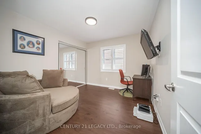 Additional image 36 of 33 Callandar Rd