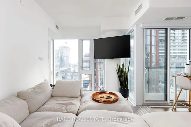 Additional image 5 of 158 Front St. East St Unit 1718