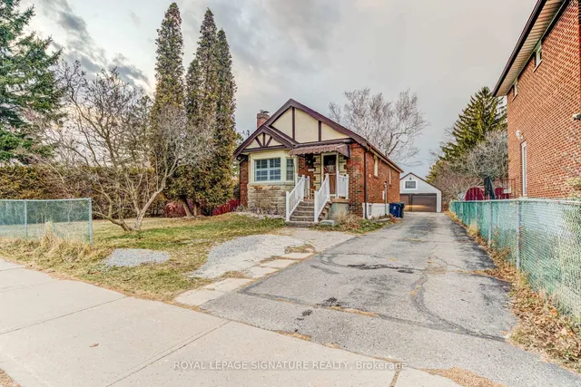 290 Coronation Dr