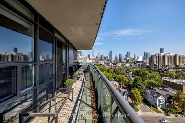 Additional image 48 of 736 Spadina Ave Unit 1411