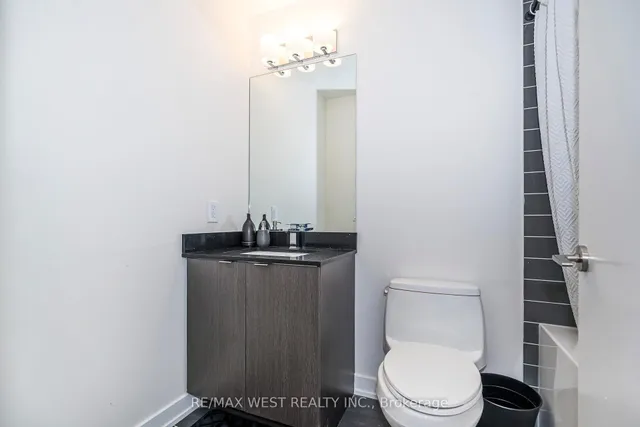 Additional image 18 of 859 The Queensway N/A Unit 813