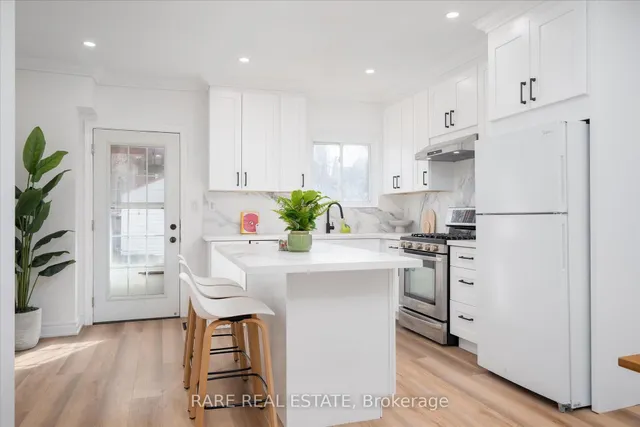 Additional image 8 of 24 Case St