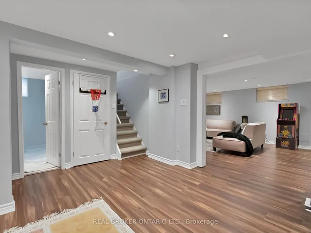 Additional image 17 of 26 Deanefield Cres