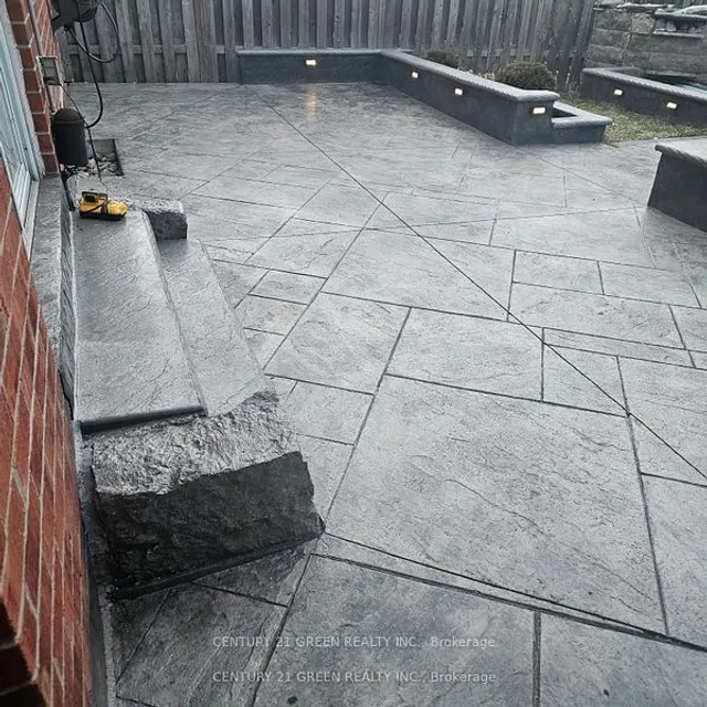 Additional image 17 of 76 Metzak Dr