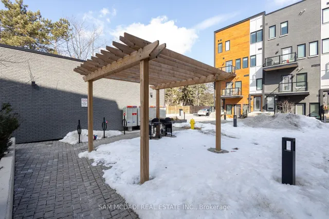 Additional image 24 of 402 The East Mall N/A Unit 220