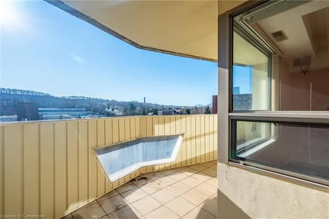 Additional image 27 of 8 Village Green Unit 612