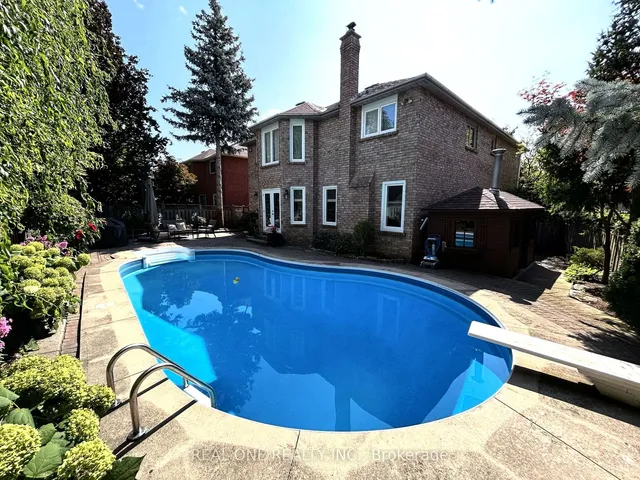 Additional image 4 of 2046 Pineview Dr