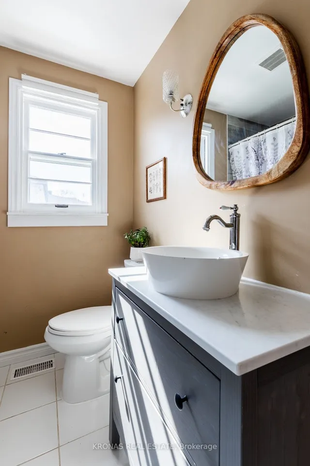 Additional image 20 of 31 Durham Rd