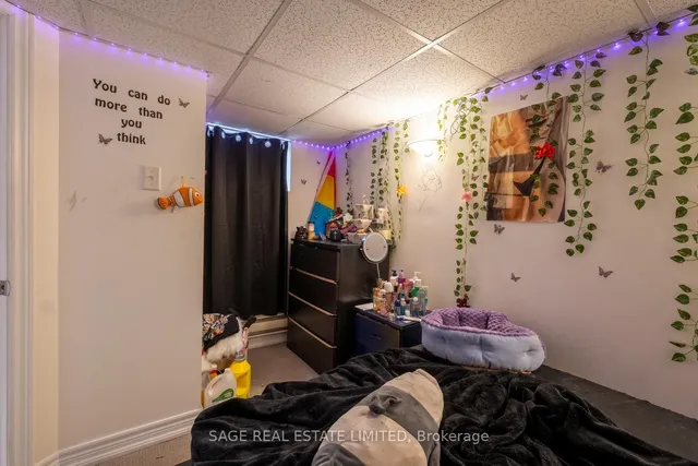 Additional image 24 of 112 Beatrice St