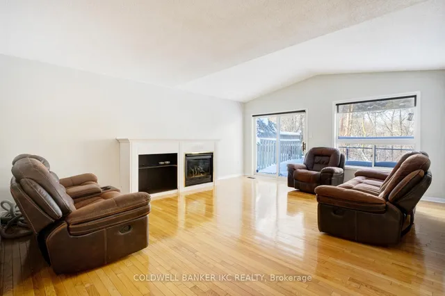 Additional image 9 of 25 Hollowgrove Blvd