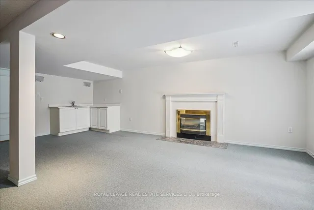 Additional image 35 of 2076 Pelee Blvd