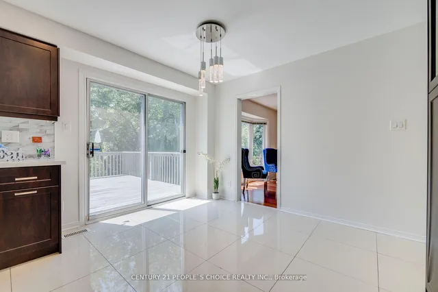 Additional image 20 of 86 Valonia Dr