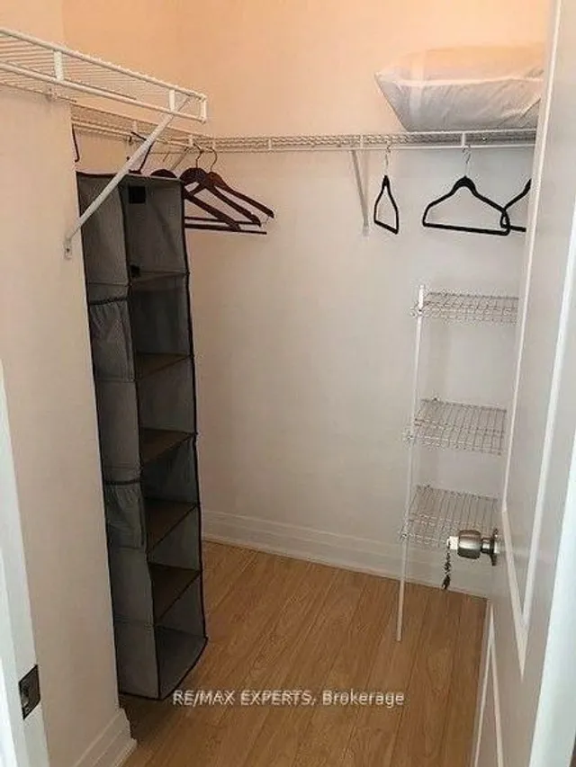 Additional image 18 of 530 St Clair Ave Unit 302