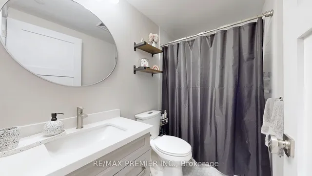 Additional image 25 of 10 Park Lawn Rd Unit 404