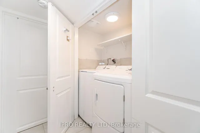 Additional image 38 of 528 Brock Ave