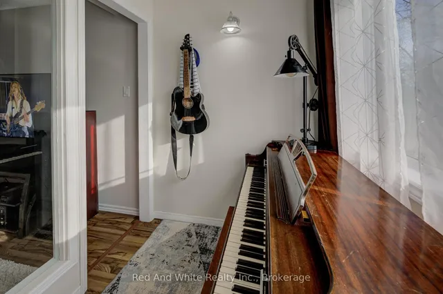 Additional image 17 of 500 Westmount Rd Unit 302