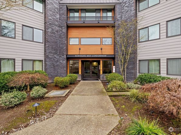 11300 1st Avenue NE UNIT 306, Seattle, WA 98125