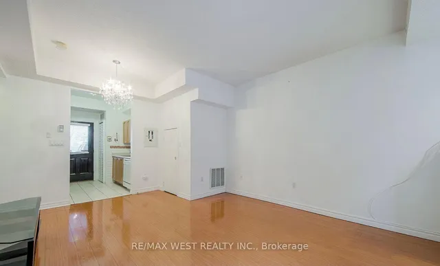 Additional image 5 of 901 Kennedy Rd Unit 26