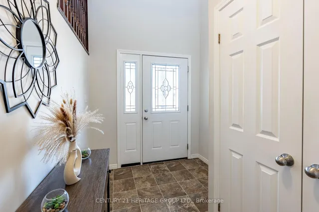 Additional image 4 of 382 Woodbine Ave