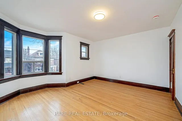 Additional image 31 of 216 Oakwood Ave