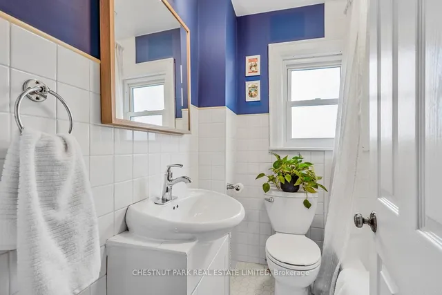 Additional image 29 of 69 Robina Ave