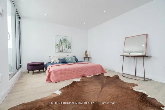 Additional image 22 of 150 Neptune Dr Unit PH05