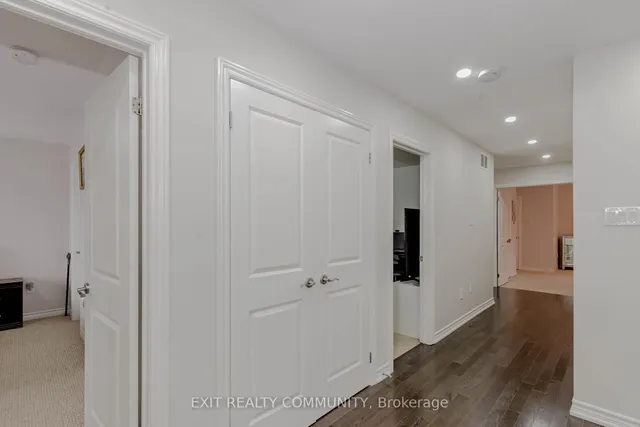 Additional image 12 of 31 Lola Cres