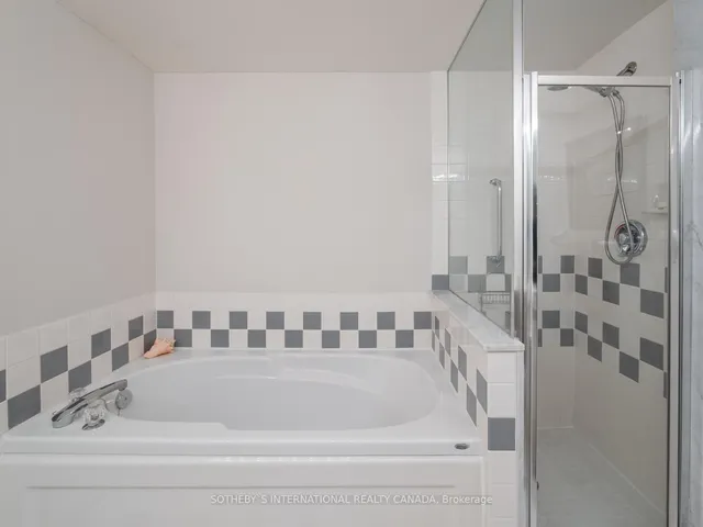 Additional image 36 of 101 Subway Cres Unit 311