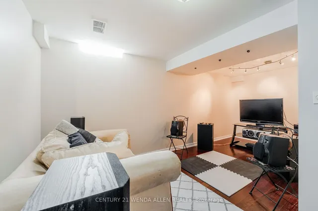 Additional image 23 of 113 Meadowlark Dr