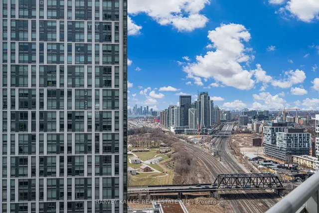 Additional image 29 of 21 Iceboat Terr Unit 2909