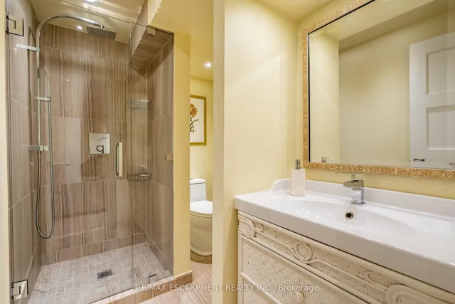 Additional image 38 of 91 Edgewater Dr