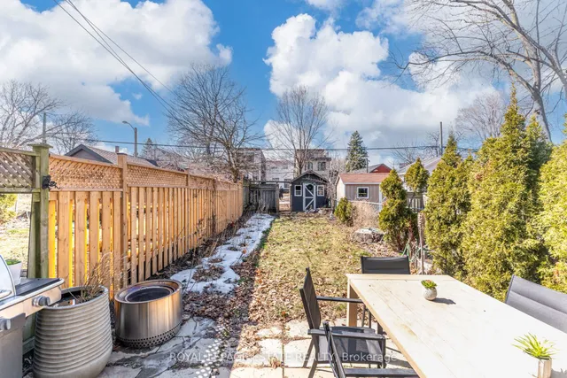 Additional image 46 of 46 Thyra Ave