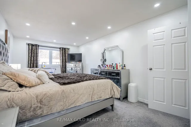 Additional image 15 of 445 Pioneer Dr Unit 4