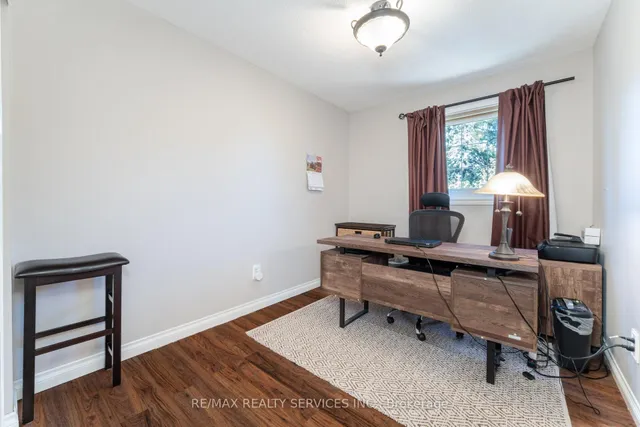 Additional image 18 of 32 Longbourne Cres