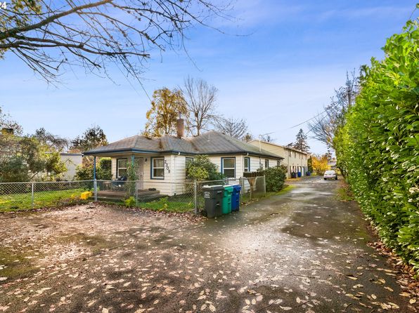 2309 SE 90th Ave, Portland, OR 97216