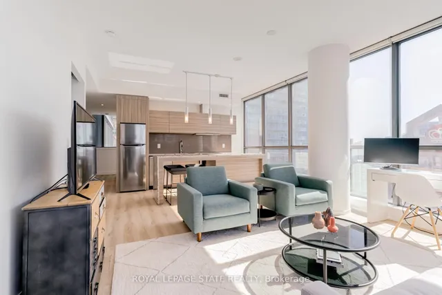 Additional image 8 of 8 Charlotte St Unit 1407