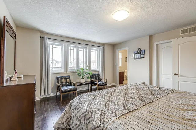 Additional image 28 of 63 Huck Cres