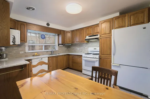 Additional image 9 of 1 Mossford Crt