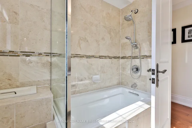 Additional image 34 of 11 Humbercrest Blvd