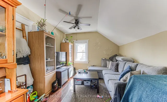 Additional image 42 of 211 Weber St