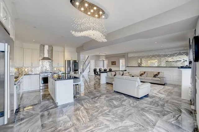 Additional image 21 of 111 Vineberg Dr