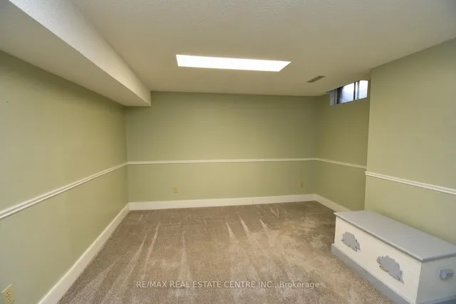 Additional image 27 of 56 Muscot Dr